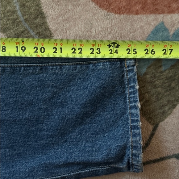 6397 Shorty Jeans Size 26 Bur Tea Wash Button Fly Distressed Ankle Hem - Picture 13 of 15